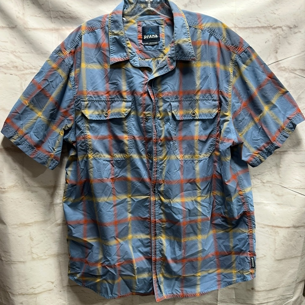 Prana men’s button up shirt blue size XL‎